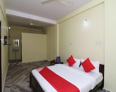 Khách sạn OYO 27004 Hotel Om Sai Plaza (Bhopal, Ấn Độ)