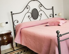 Bed & Breakfast Villa Vincenza (Vallo della Lucania, Italija)