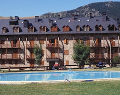 Otel Residencial SNO Vall de Boi (Valle de Bohí, İspanya)
