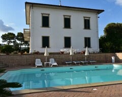 Toàn bộ căn nhà/căn hộ Villa Irene, 10 Bedrooms And Private Pool Near Castiglioncello (Santa Luce, Ý)