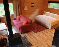 Casa/apartamento entero Wild Bear Lodge Available For Families/friends. True Bc Wilderness. (Meadow Creek, Canadá)