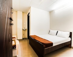Khách sạn SPOT ON 46326 Panchavati Residency Annex (Hyderabad, Ấn Độ)