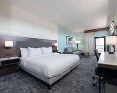 Otel La Quinta Inn & Suites By Wyndham Santa Cruz (Santa Cruz, ABD)