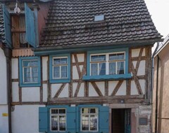 Toàn bộ căn nhà/căn hộ Romantik-ferien Im Denkmal - Restauriert - Handgegertigte Möbel, Kamin, Sauna (Alpirsbach, Đức)
