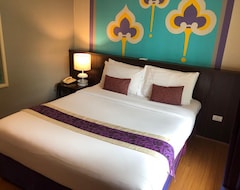 Khách sạn Sawasdee Hotel @ Sukhumvit Soi 8 (Bangkok, Thái Lan)