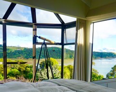 Khách sạn Le Chalet Waiheke Apartments (Oneroa, New Zealand)