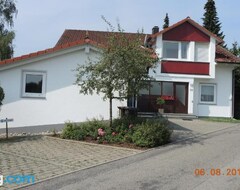 Toàn bộ căn nhà/căn hộ Ferienwohnung Wossner (Oberndorf, Đức)