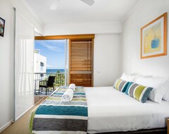Khách sạn Rolling Surf Resort (Caloundra, Úc)