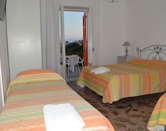 Khách sạn Hotel Polito (Ischia, Ý)