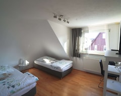 Cijela kuća/apartman 2 - Room Apartment Reutlingen Heinestr Dg (Reutlingen, Njemačka)