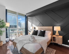 Toàn bộ căn nhà/căn hộ Simply Comfort. Rooms In The Heart Of Dt (Toronto, Canada)