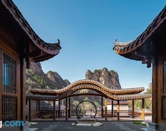 Hotel Zhangjiajie Misty Mountain House (Zhangjiajie, Kina)