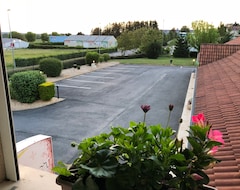 Hotel Villa Motel (Stenay, France)