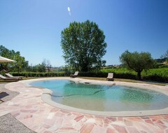 Toàn bộ căn nhà/căn hộ Beautiful Villa In Barchi With Private Pool (Barchi, Ý)