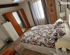 Toàn bộ căn nhà/căn hộ 2-TUUL ETXEA, Habitacion doble a 8 km de Bilbao, Bano compartido (Galdakao, Tây Ban Nha)
