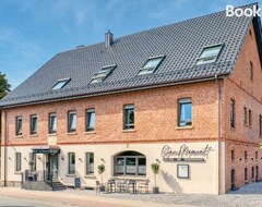 Toàn bộ căn nhà/căn hộ One Moment Boardinghouse - Apartment Cottage (Porta Westfalica, Đức)