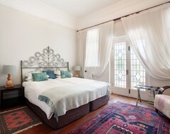 Hotel Barry Hall Apartments (Cape Town, South Africa)