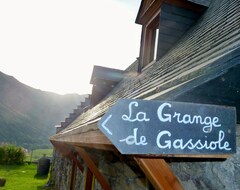 Toàn bộ căn nhà/căn hộ House Charming Cottage And Character, Midi Pyrenees, Campan Valley (Campan, Pháp)