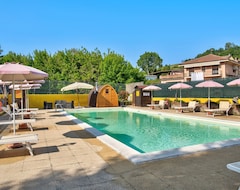 Toàn bộ căn nhà/căn hộ Apartment Appartamento Iris In Piedmont With Pool, Wi-fi, Garden, Terrace & Balcony (Cisterna d'Asti, Ý)