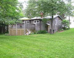 Entire House / Apartment Private Secluded Waterfront Cottage - Getaway From It All! (Alburg, USA)