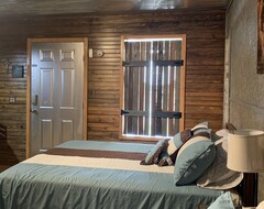 Hele huset/lejligheden New Ready To Be Enjoyed Rustic Rojo Buffalo Cabin Make Memories In Wichita Mnts (Cache, USA)