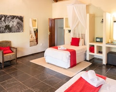 Hotel Bushriver Lodge (Hoedspruit, South Africa)