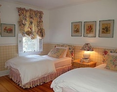 Casa/apartamento entero Luxury Village Residence Pool & Central Air. Walk To Harbor And Village (Jamestown, EE. UU.)