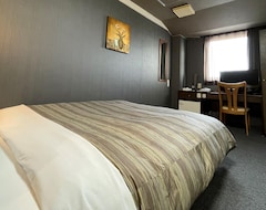 Hotel Route-Inn Ageo (Ageo, Japonya)