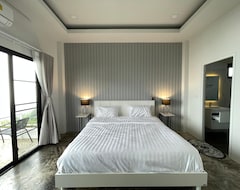 Hele huset/lejligheden Above The Clouds - Luxurious & Comfy Oasis ~ Views (Chiang Rai, Thailand)