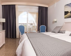 Hotel Mac Puerto Marina Benalmadena (Benalmadena, Španjolska)