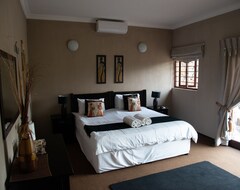 Bed & Breakfast Twenty Three On Riverside (Lanseria, Sudáfrica)
