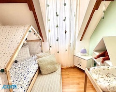 Koko talo/asunto Family-friendly Spacious Airbnb (Chennevières-sur-Marne, Ranska)