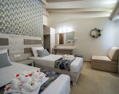 Hotel Paradise Apartments & Studios (Laganas, Greece)
