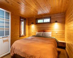 Tüm Ev/Apart Daire The Qu Inn - Cozy Cabin (Parson, Kanada)