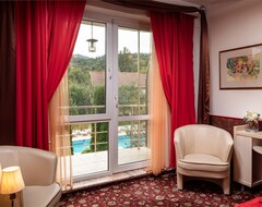 Khách sạn Grand Hotel (Brasov, Romania)