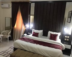 Hotelli Mclorrets Suites (Enugu, Nigeria)