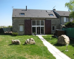 Hele huset/lejligheden Gite Bazoches-les-hautes, 3 Bedrooms, 7 Persons (Bazoches-les-Hautes, Frankrig)