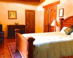 Casa/apartamento entero Winsor Castle And Ski Retreat! 15 Min To Ski Lifts And 15 Min To Taos Plaza (Arroyo Seco, EE. UU.)