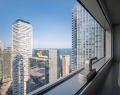 Khách sạn Impeccable 2br Suite In Downtown Toronto (Toronto, Canada)