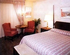 Hotel Shadow Park ex Desert Inn (Lancaster, Sjedinjene Američke Države)