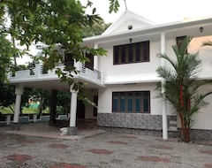 Koko talo/asunto Kayyanys Villa - A Large Family Home (Kottayam, Intia)