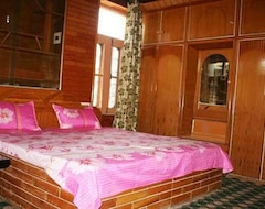 Hotel New Kashmir Palace (Srinagar, India)
