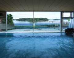 Hotel Zekkeinoyakata (Matsushima, Japón)