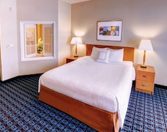 Hotel Fairfield Inn & Suites by Marriott Wausau (Weston, USA)