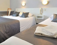 Hotel Alpha Ocean (Saint-Malo, Francia)