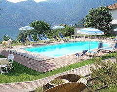 Toàn bộ căn nhà/căn hộ Casa Panorama Sette: A Bright And Cheerful Apartment Situated At A Short Distance From The Shores Of Lake Como, With Free Wi-Fi. (Bazzano, Ý)
