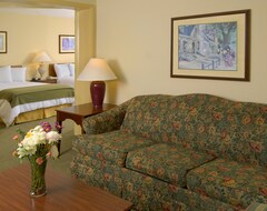 Hotel Quality Suites Williamsburg (Williamsburg, USA)