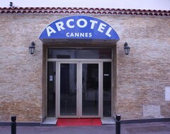 Khách sạn Arcotel (Cannes, Pháp)
