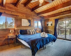 Toàn bộ căn nhà/căn hộ Remodeled Mountain Cabin W/ Lake Tahoe & Heavenly Mountain Views (Glenbrook, Hoa Kỳ)