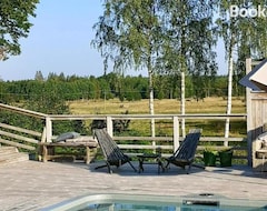 Toàn bộ căn nhà/căn hộ Heritage-listed Country Cottages (Eskilstuna, Thụy Điển)